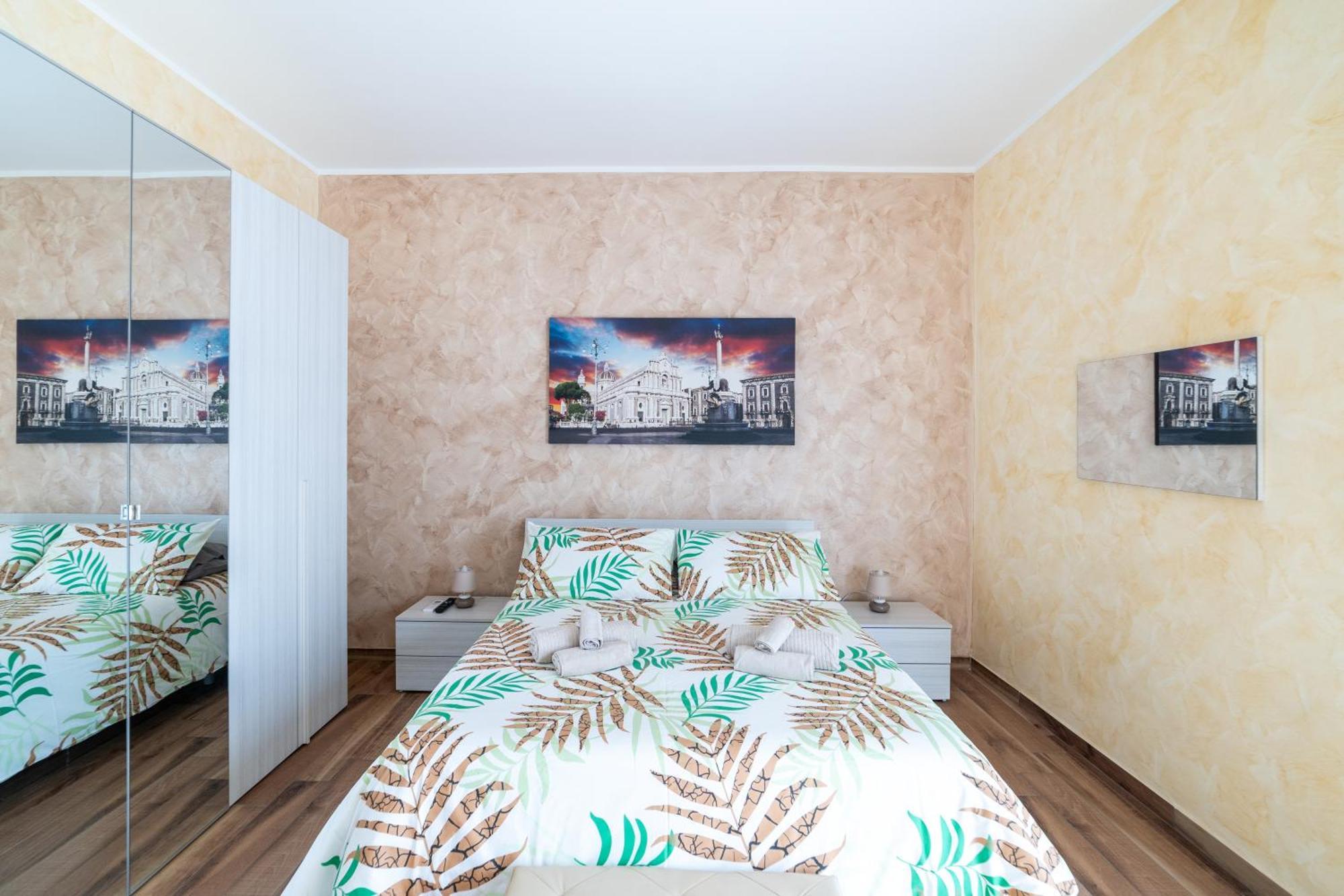 Casa La Scivola Apartment Catania Bagian luar foto